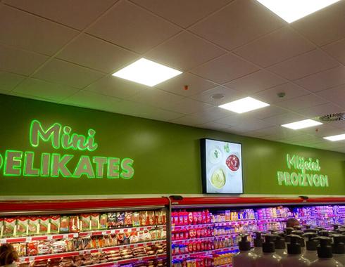 Light Advertising 26